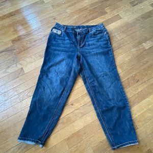 Size 14 Petit avenue girlfriend jeans